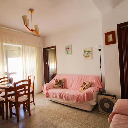 Three Bedrooms In La Caleta 公寓 *