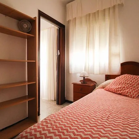 公寓 Three Bedrooms In La Caleta 加的斯