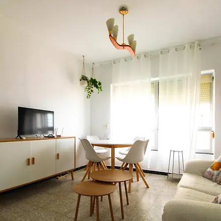 Three Bedrooms In La Caleta * 加的斯