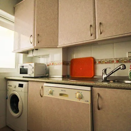 Three Bedrooms In La Caleta דירה