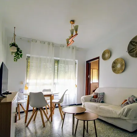 아파트 Three Bedrooms In La Caleta *